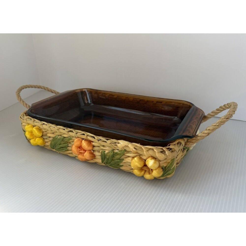 Vintage Fire King Anchor Hocking 1.5 Qt Casserole Raffia Wicker Basket USA Glass